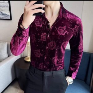 Cămașă cu mânecă lungă pentru bărbați.