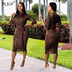 Rochie midi mulată cu imprimeu geometric și cordon în talie